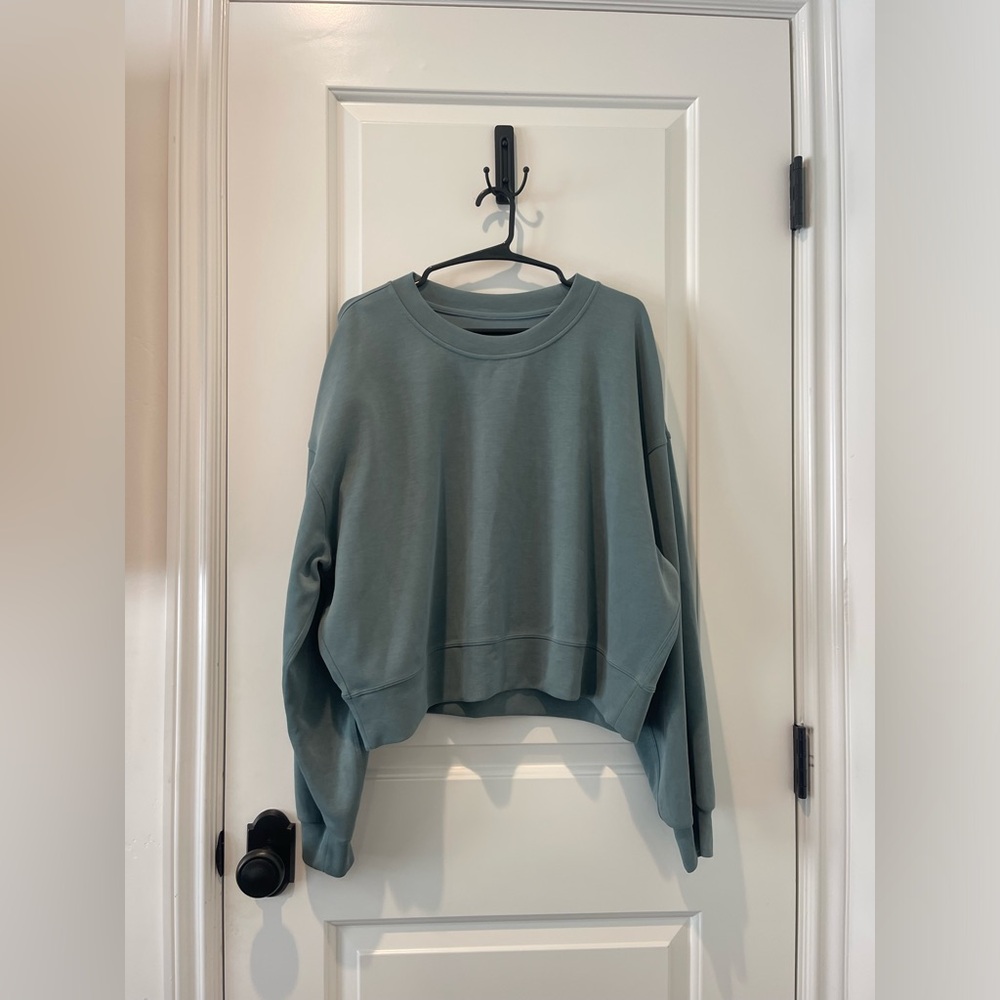 Lulu teal sweatshirt